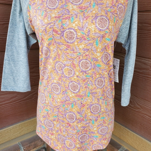 NWT LuLaRoe "Randy" 3/4 Sleeve Simply Comfortable Floral Top Women's Size XS - Picture 13 of 16